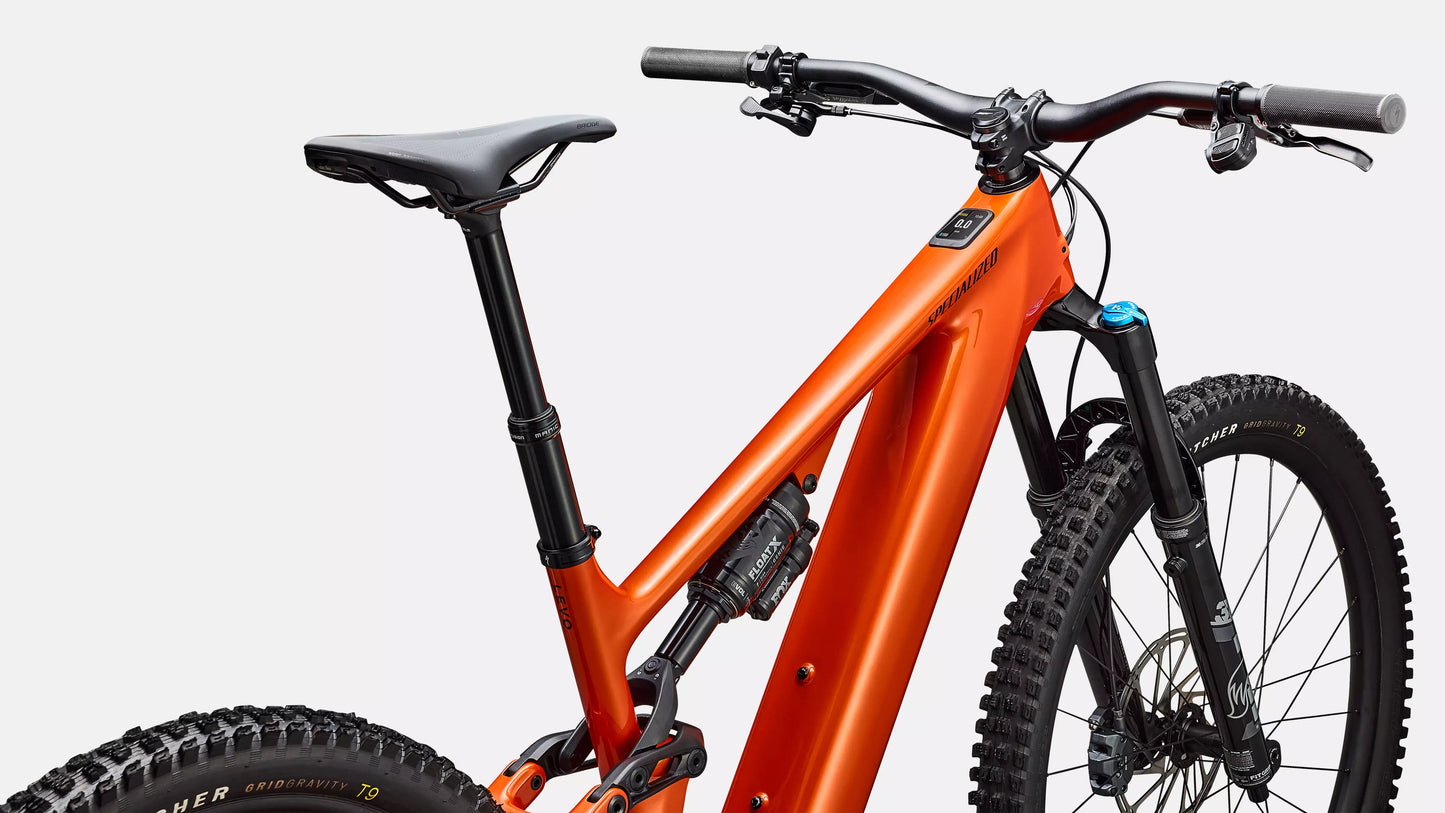 Levo 4 Comp Carbon