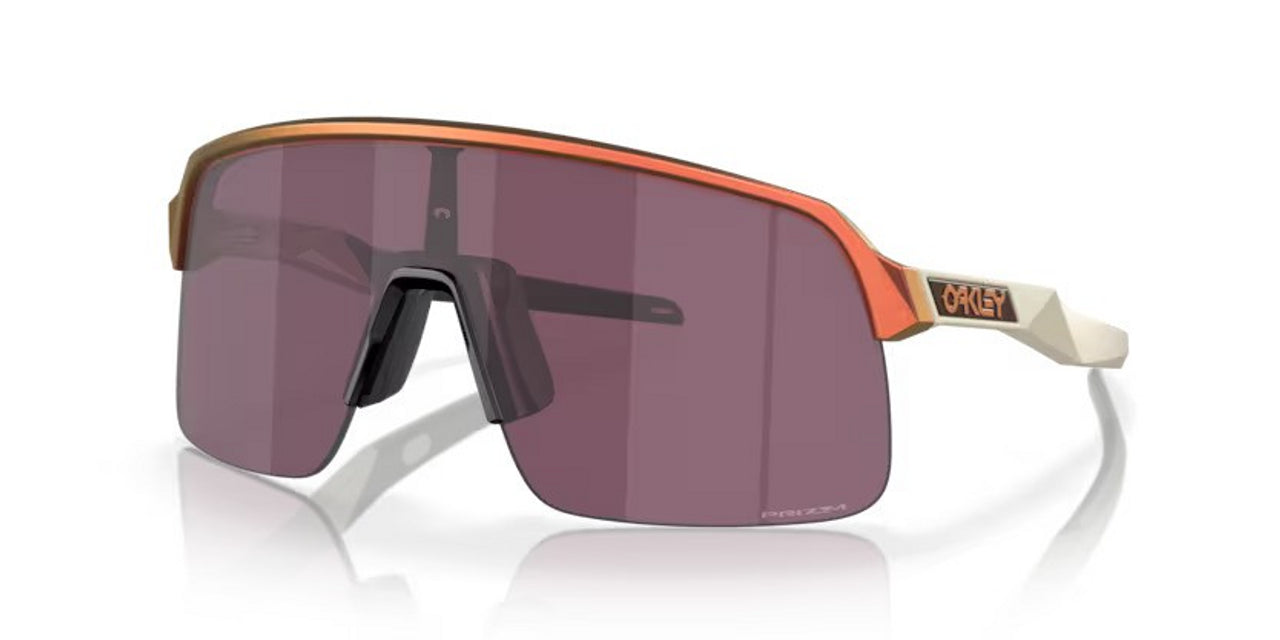 Oakley Sutro Lite